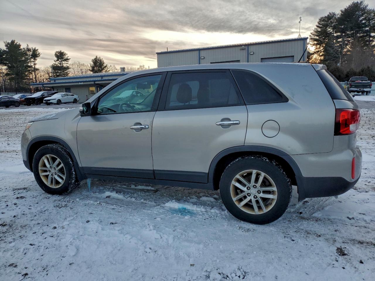 Lot #3316718405 2015 KIA SORENTO LX