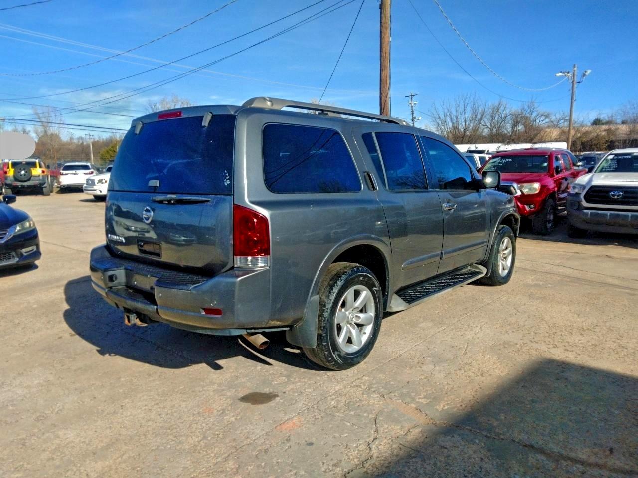 NISSAN ARMADA SV