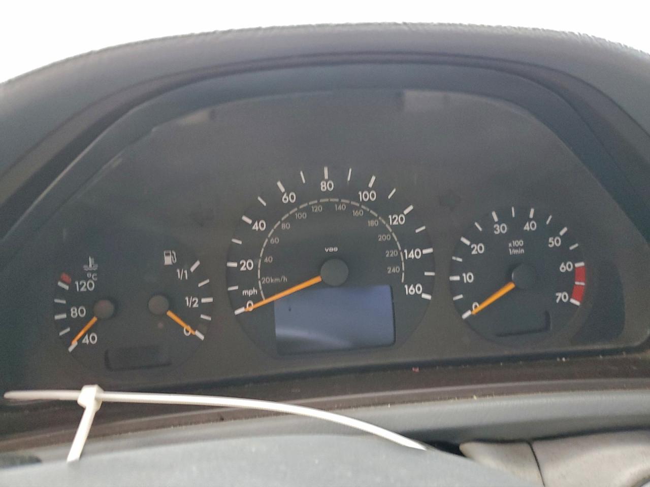 Lot #3308218269 2001 MERCEDES-BENZ CLK 320