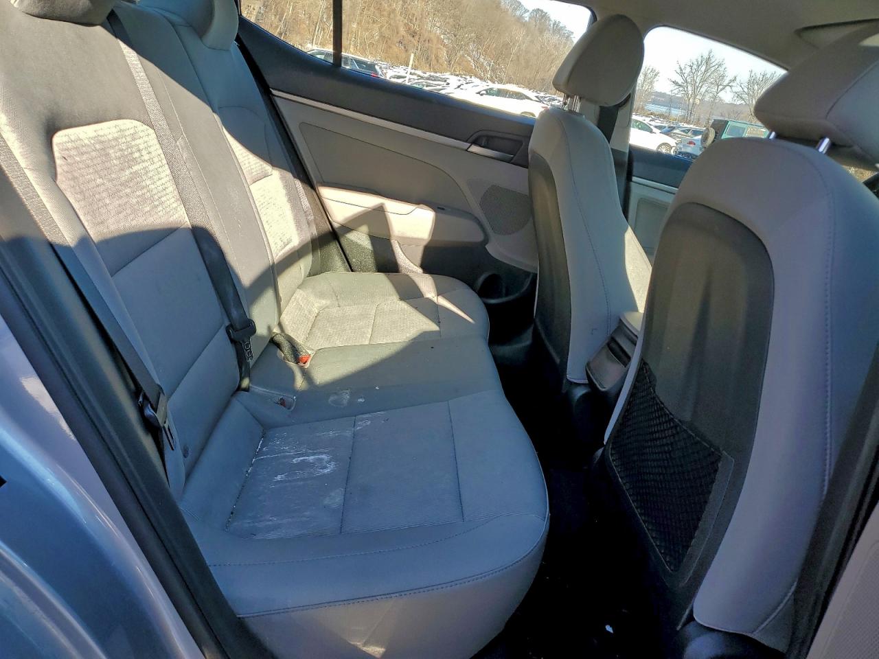 Lot #3317704102 2017 HYUNDAI ELANTRA