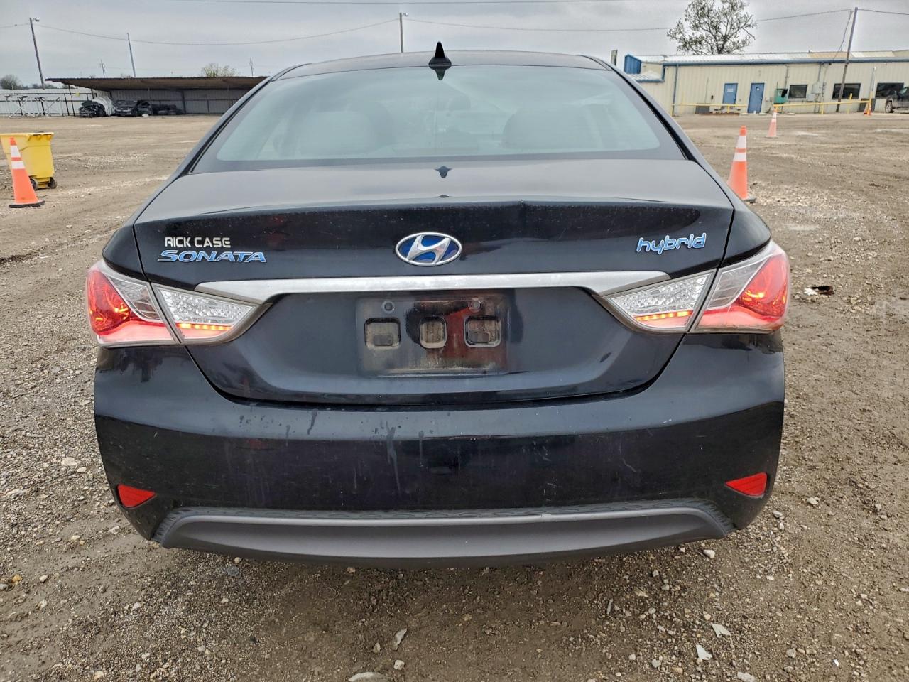 HYUNDAI SONATA HYBRID