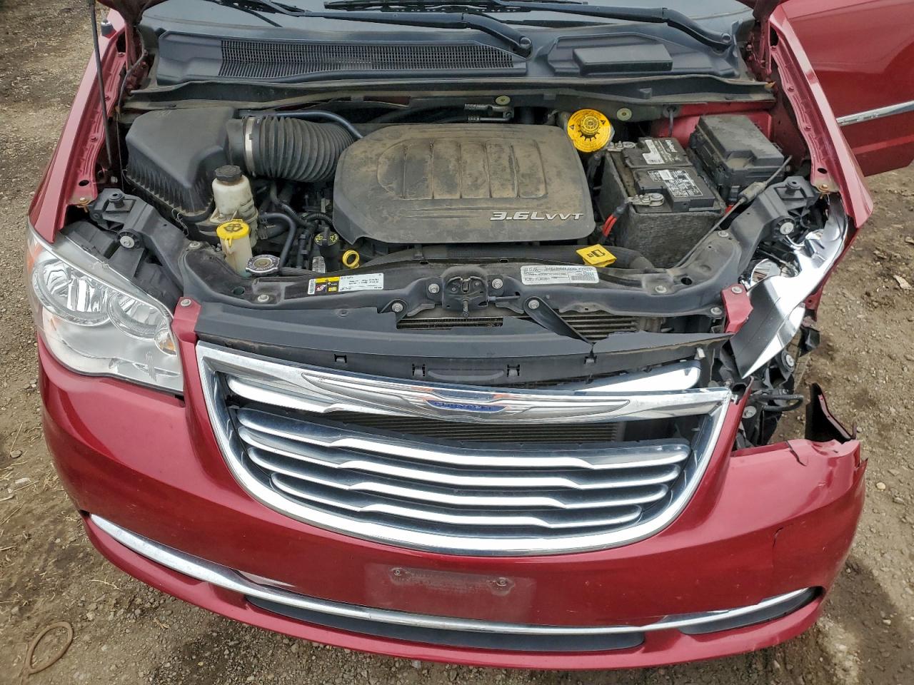 CHRYSLER TOWN & COUNTRY TOURING