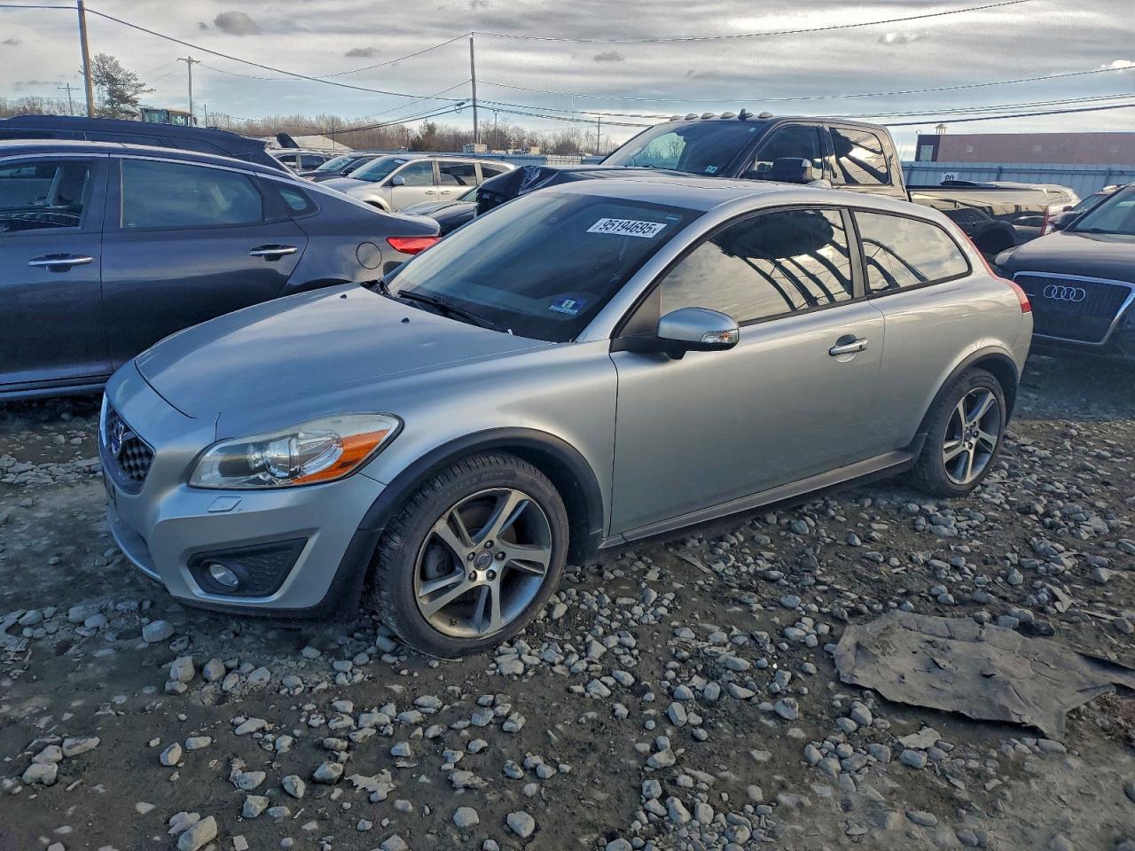 VOLVO C30 T5