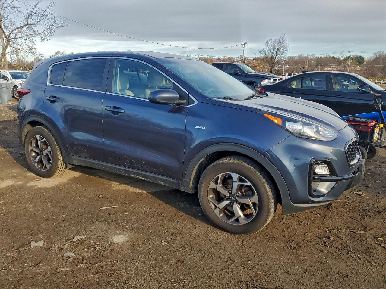 KIA SPORTAGE LX