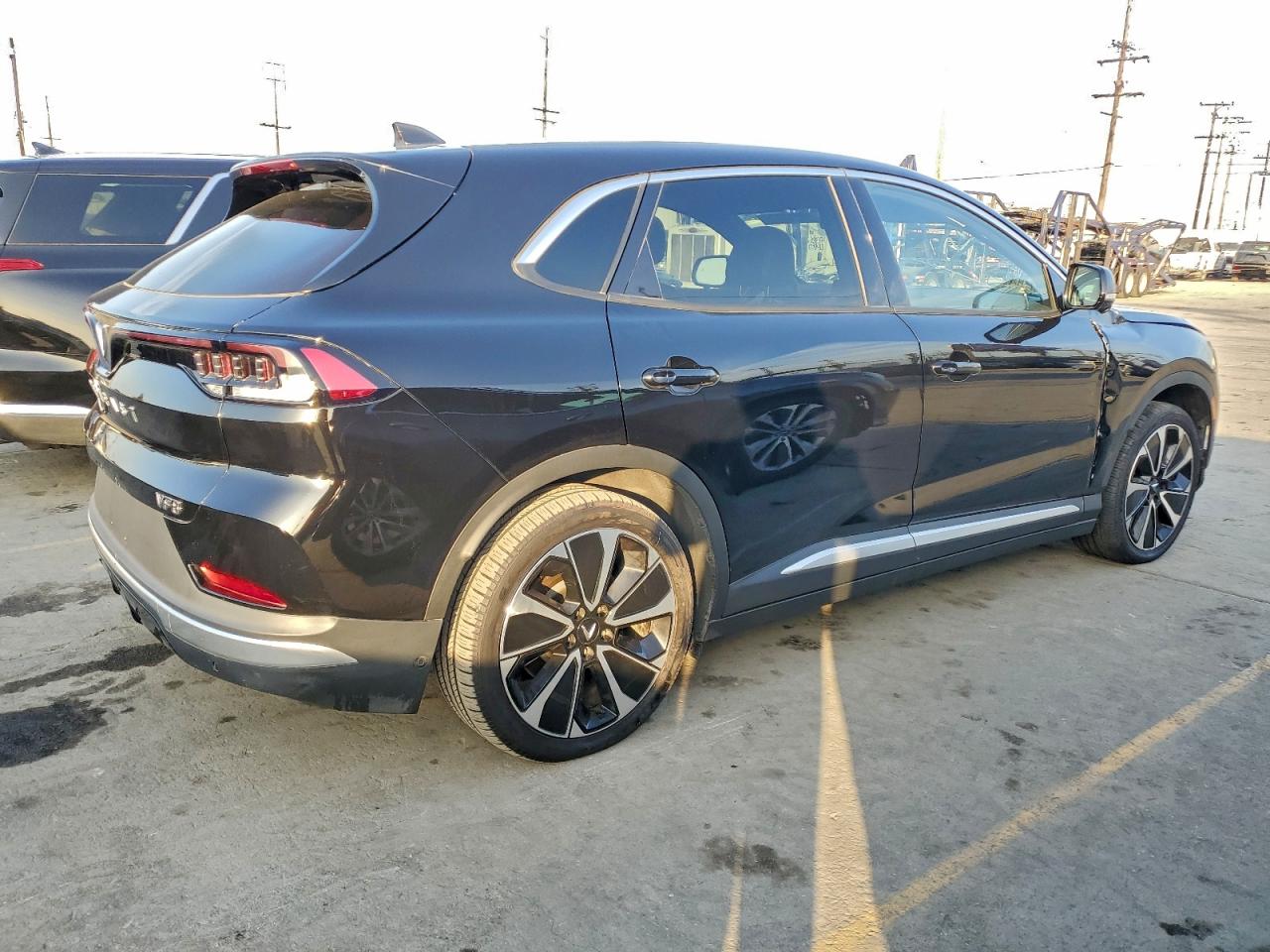 Lot #3320338409 2023 VINFAST TRADING AND PRODU VF 8 PLUS