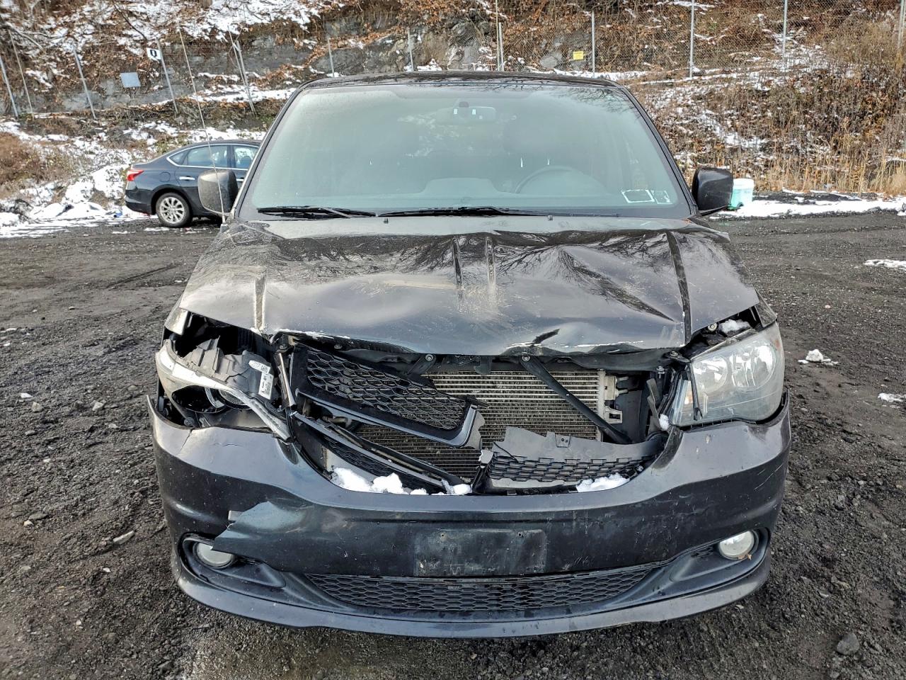 Lot #3318871012 2017 DODGE GRAND CARA