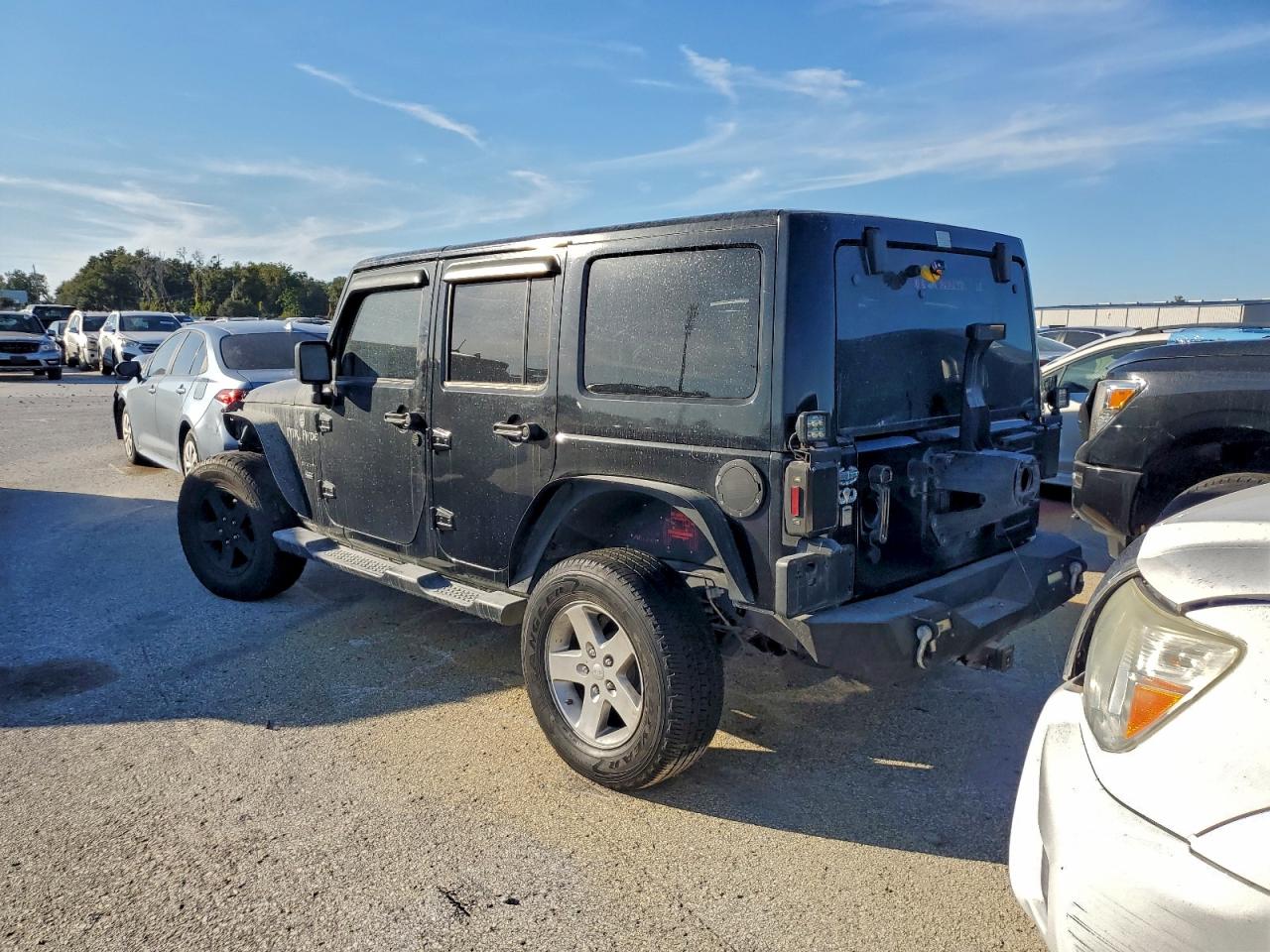 JEEP WRANGLER SAHARA