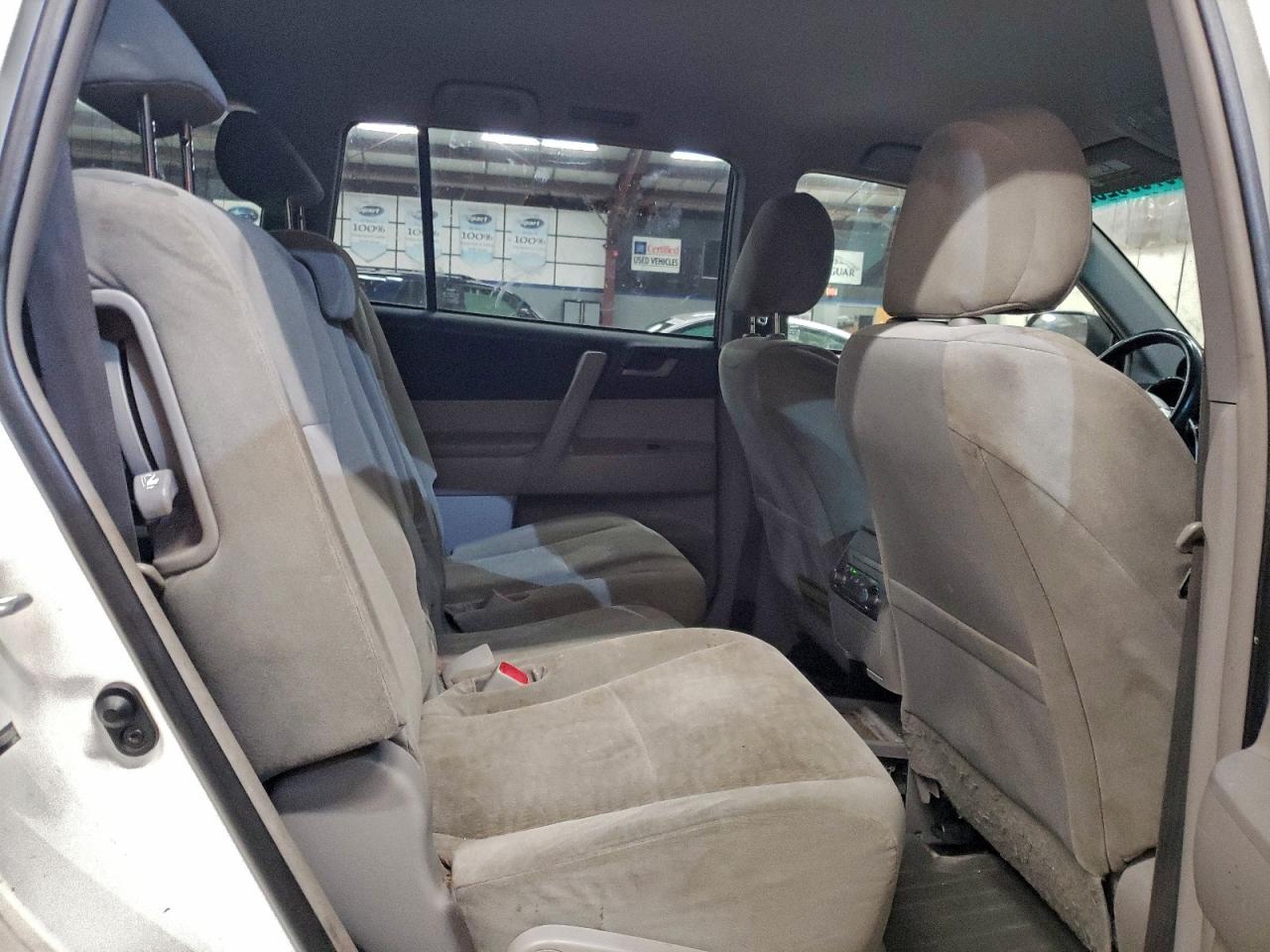 Lot #3319161538 2011 TOYOTA HIGHLANDER