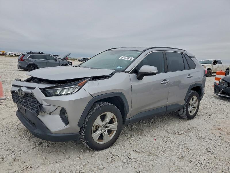 2021 TOYOTA RAV4 XLE #3304015665