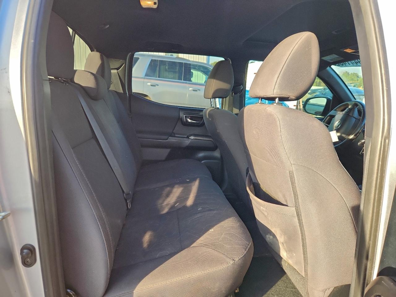 TOYOTA TACOMA DOUBLE CAB