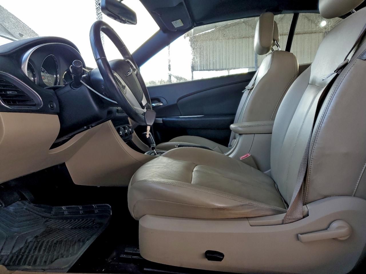 CHRYSLER 200 LIMITED