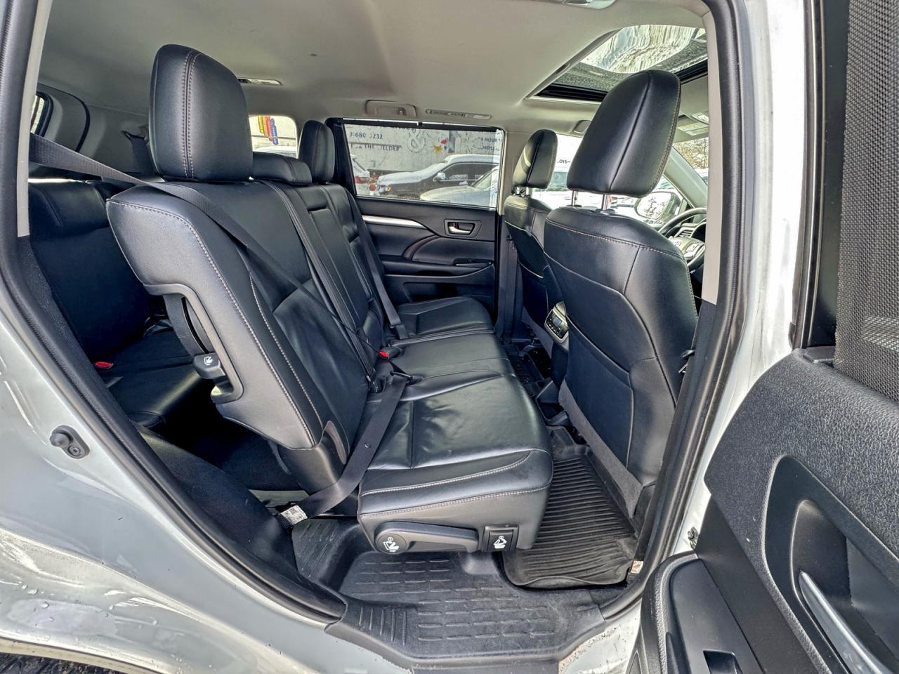 Lot #3316736420 2019 TOYOTA HIGHLANDER