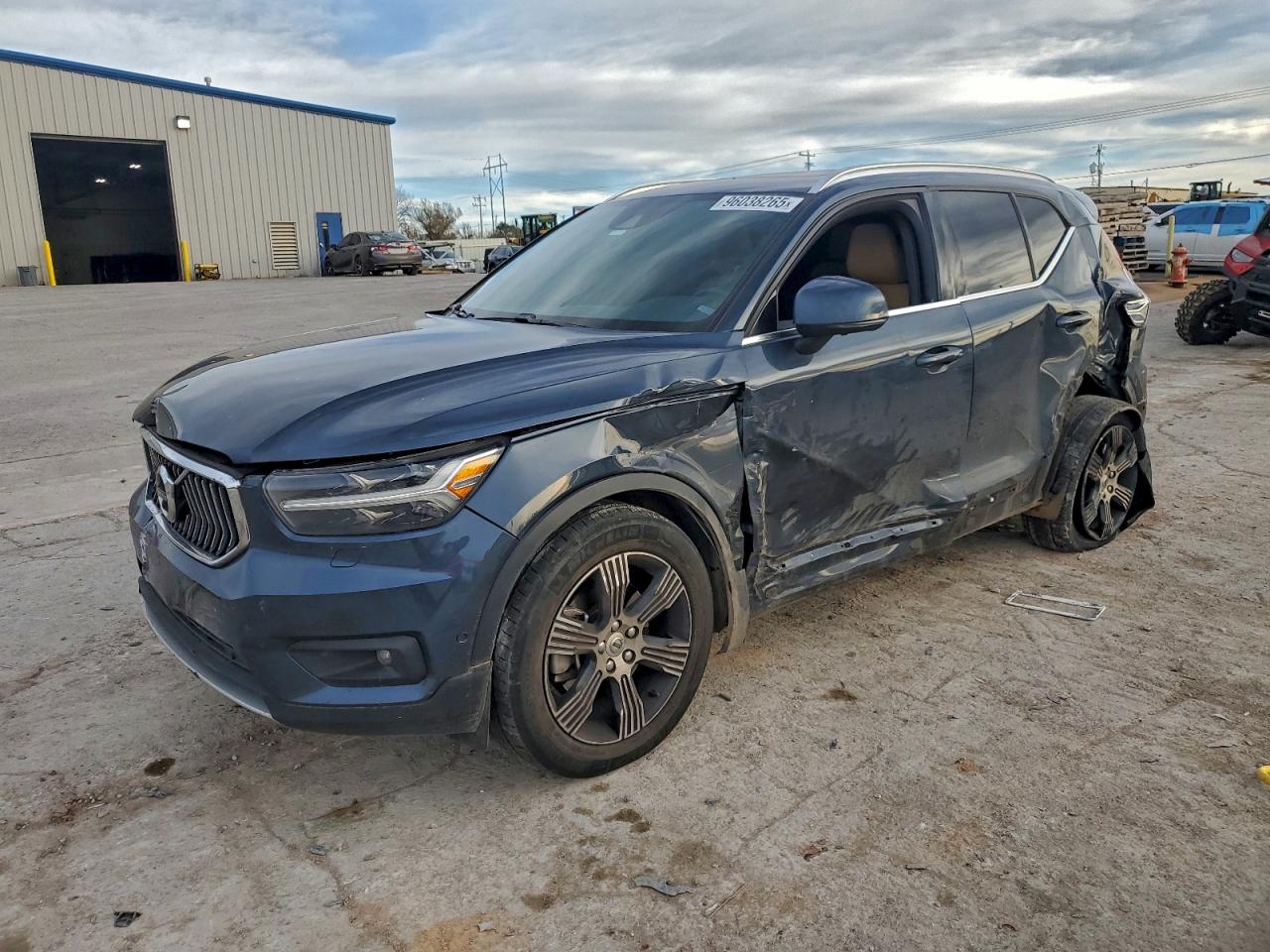 VOLVO XC40 T5 INSCRIPTION