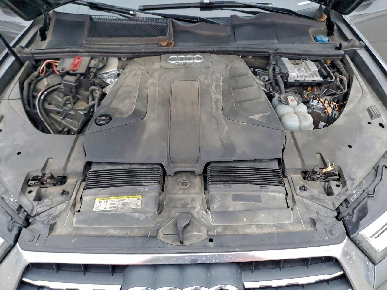 AUDI Q7 PREMIUM PLUS