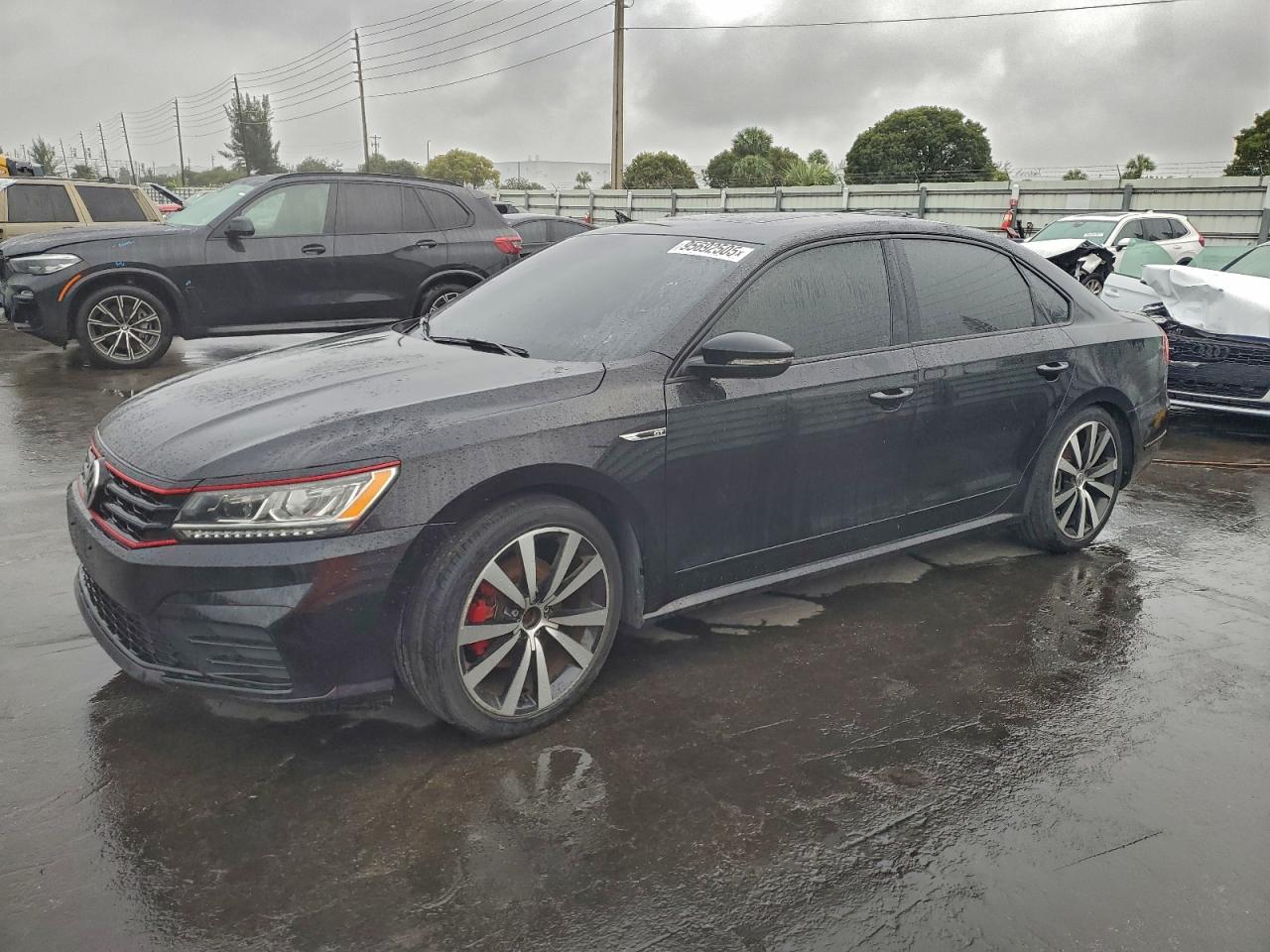 Lot #3310381956 2018 VOLKSWAGEN PASSAT GT