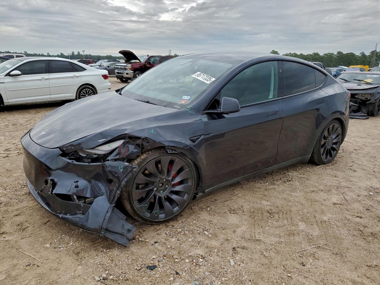 TESLA MODEL Y
