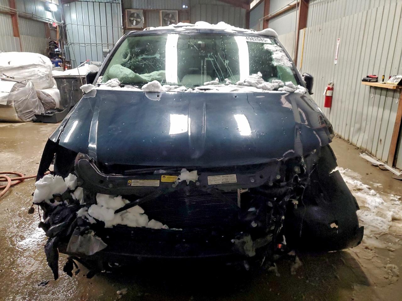 Lot #3315988135 2008 CHRYSLER TOWN & COU