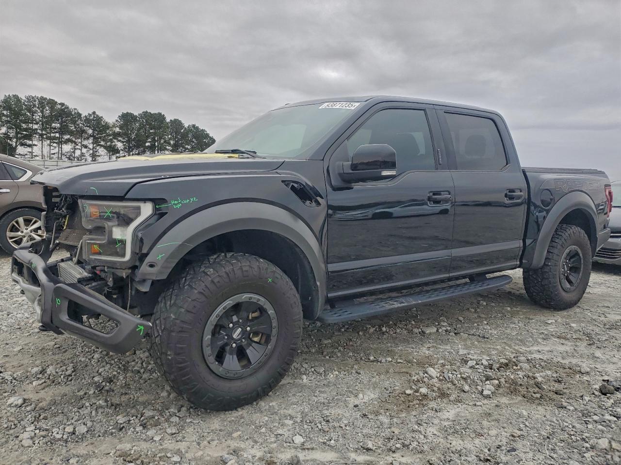 FORD F-150 RAPTOR