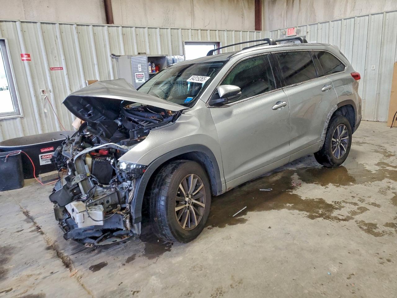 TOYOTA HIGHLANDER SE