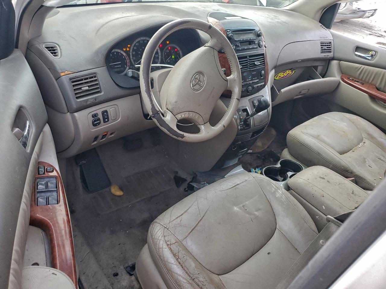 Lot #3312250887 2004 TOYOTA SIENNA XLE