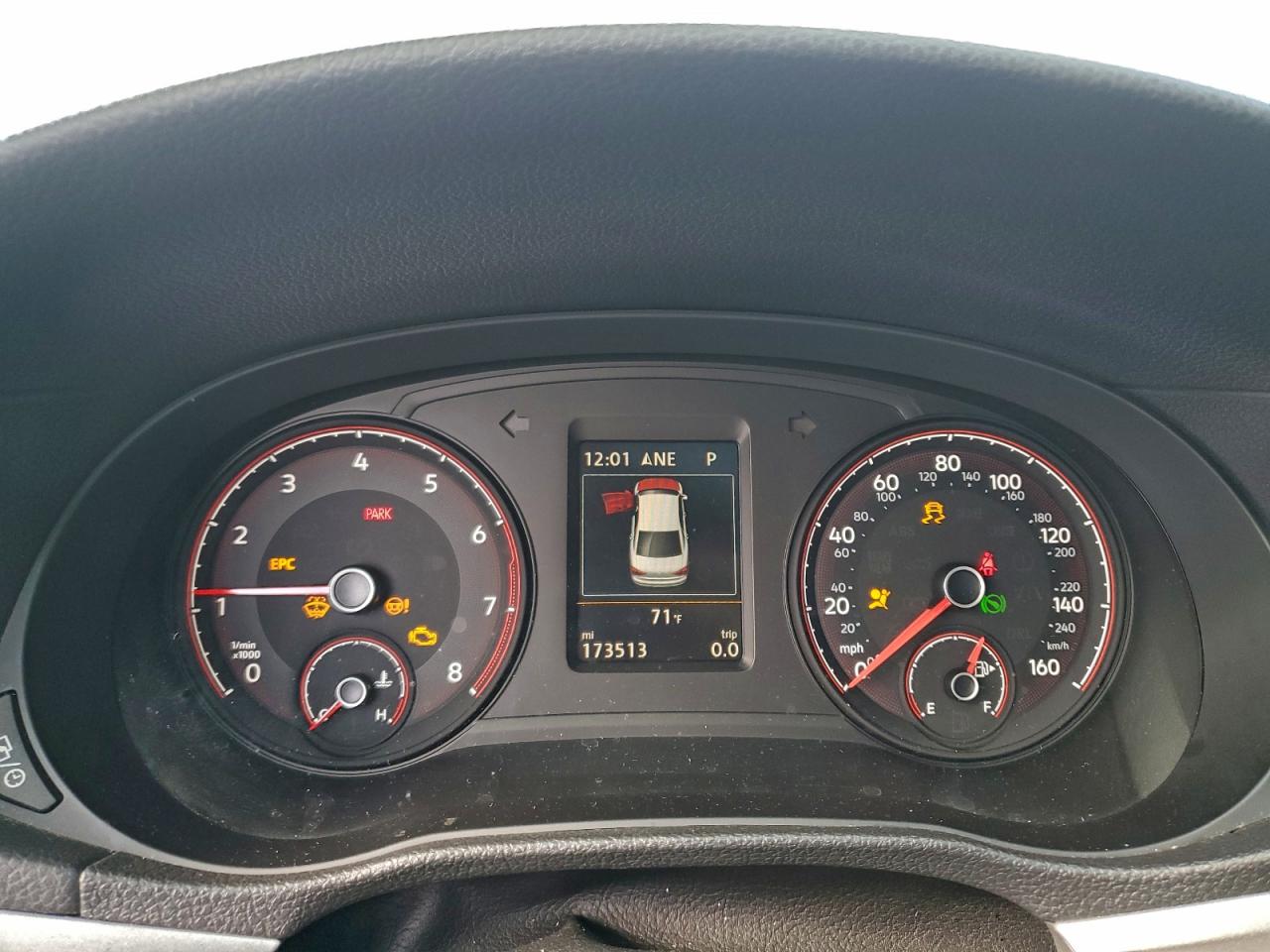 VOLKSWAGEN PASSAT SE