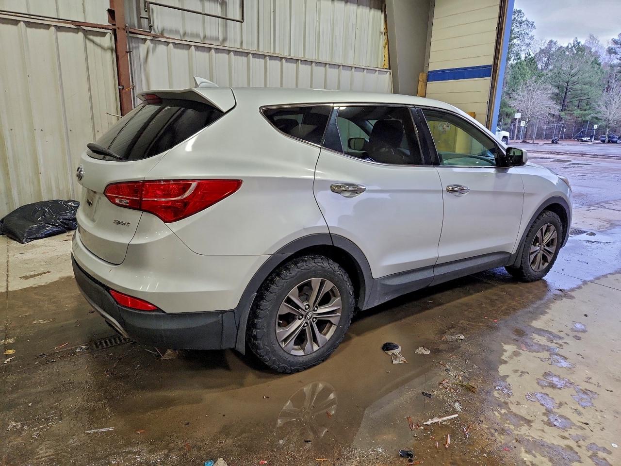 Lot #3311542268 2013 HYUNDAI SANTA FE S