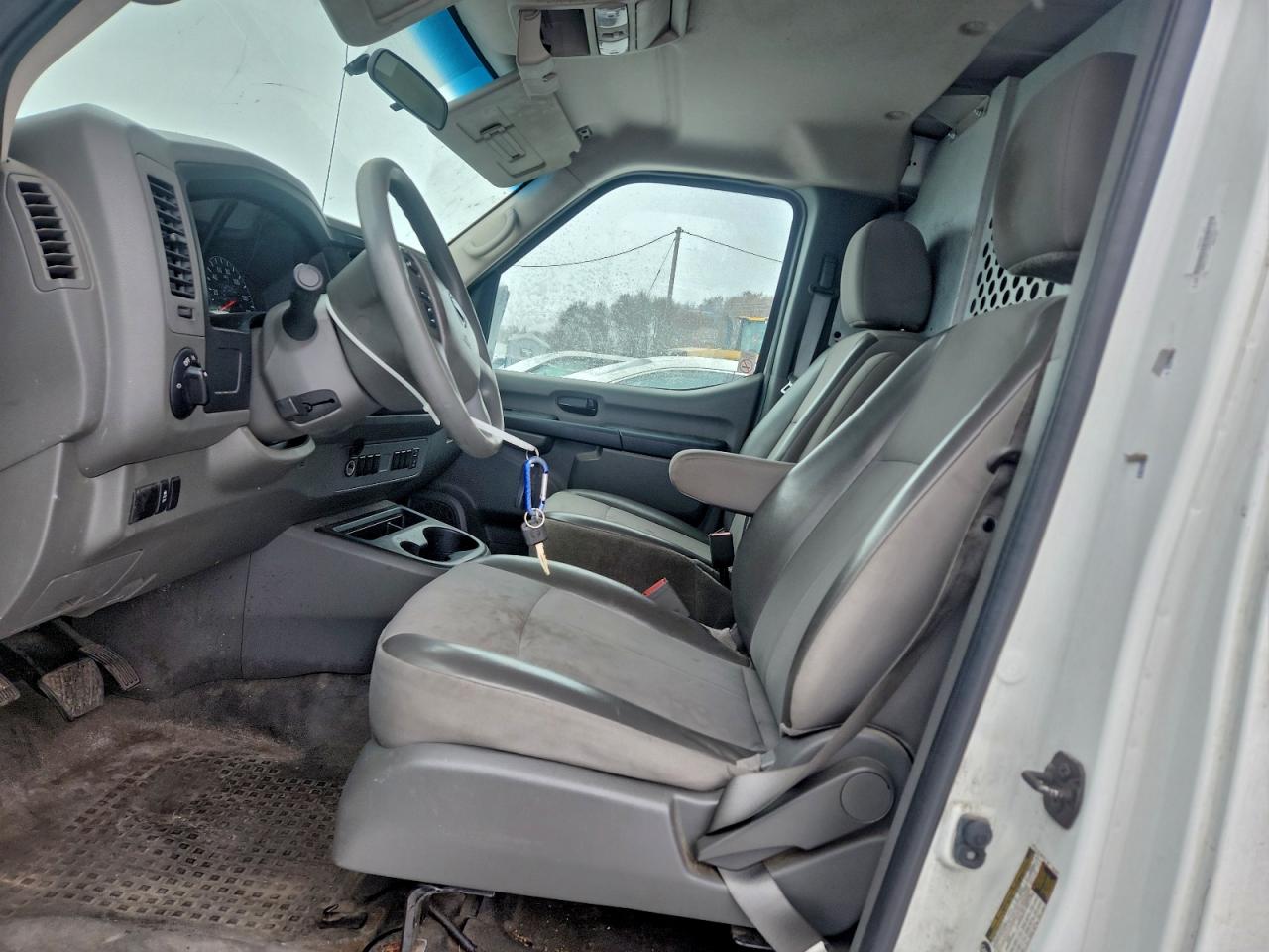 NISSAN NV1500 1500 S