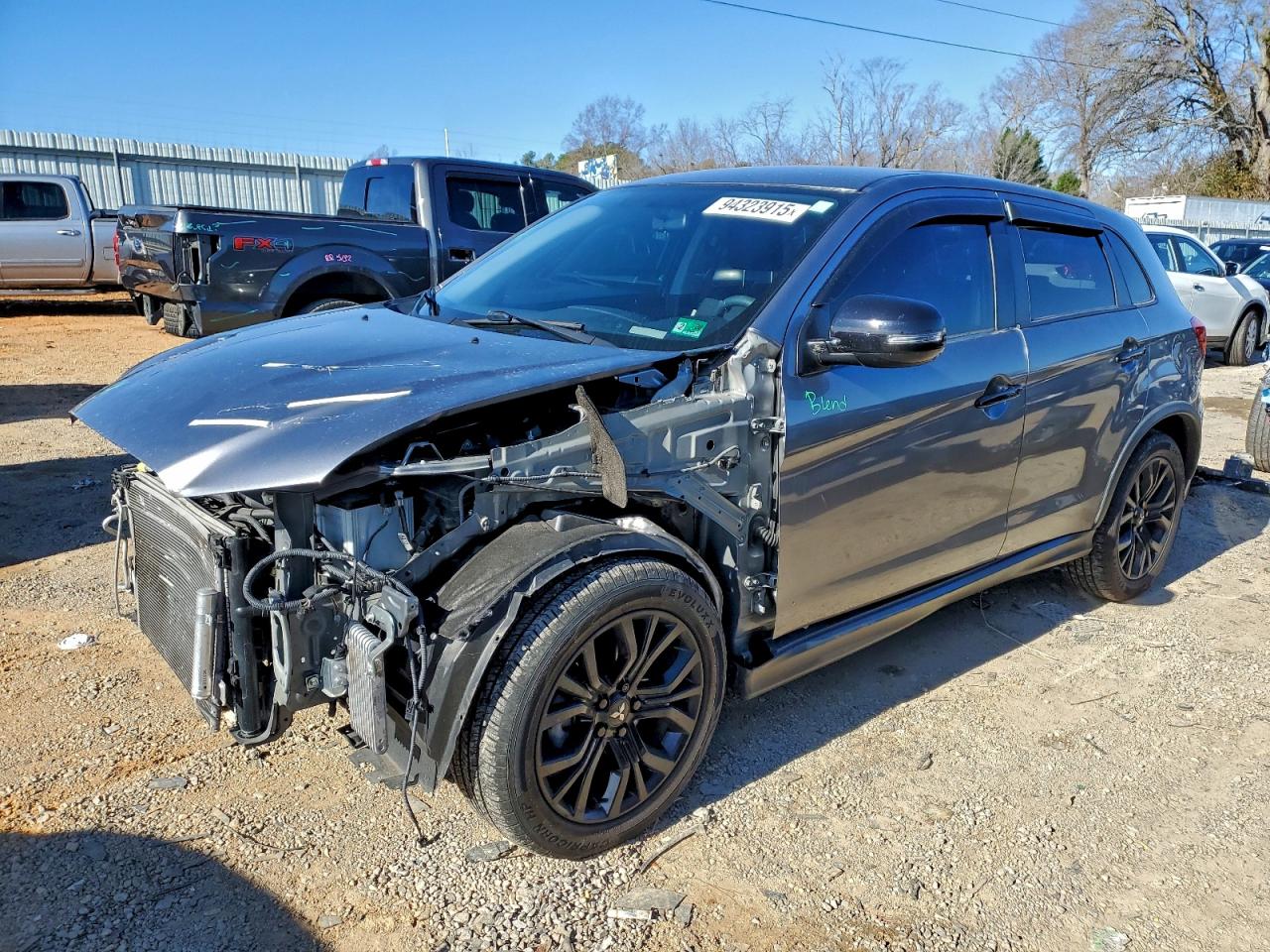 MITSUBISHI OUTLANDER ES