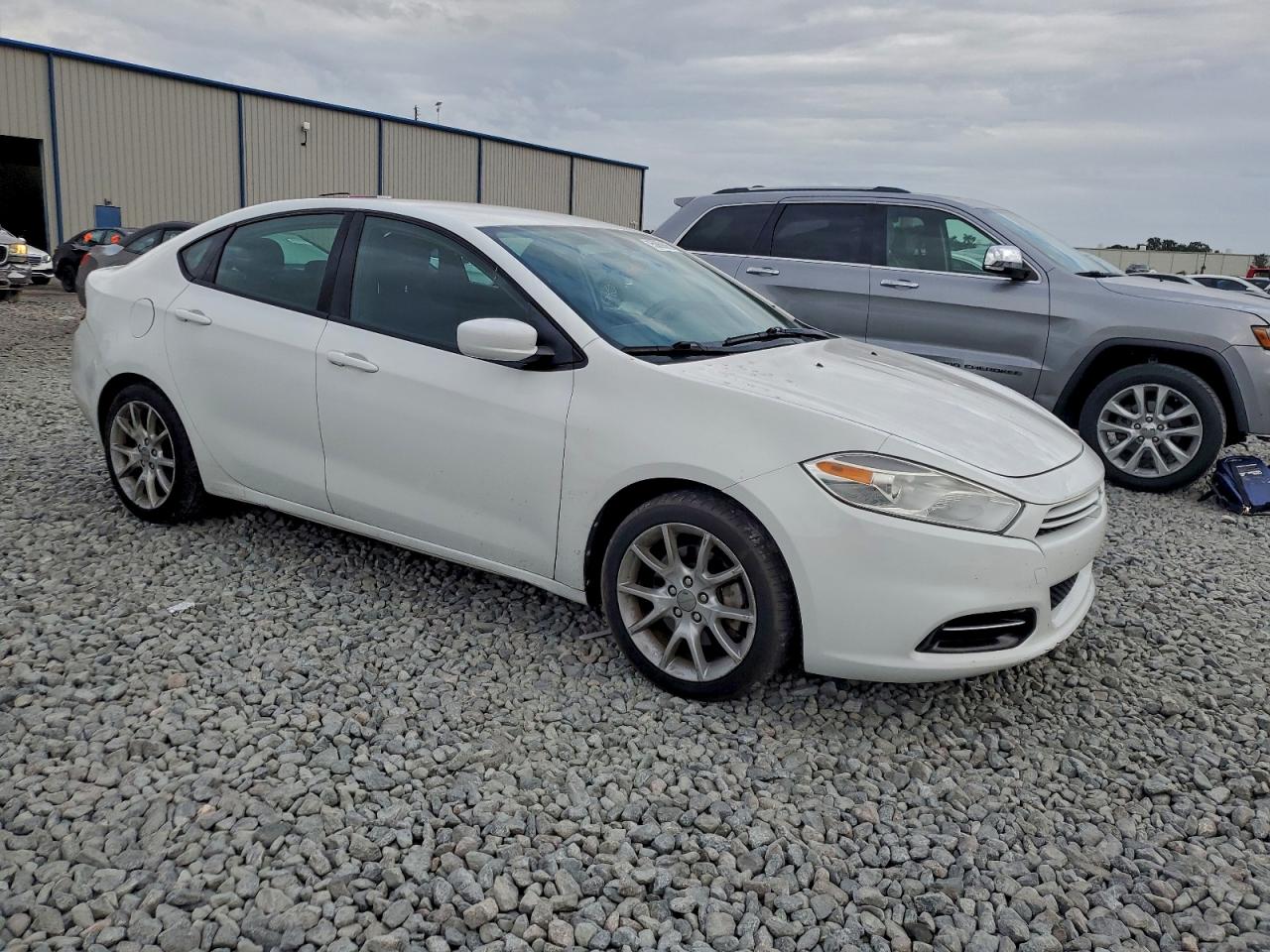 DODGE DART SXT