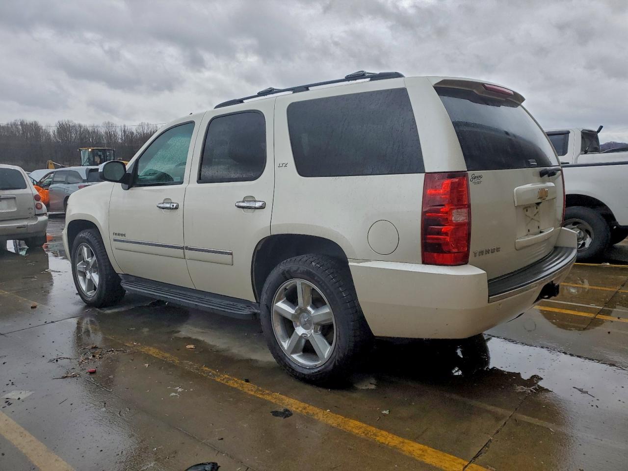 CHEVROLET TAHOE C1500 LTZ
