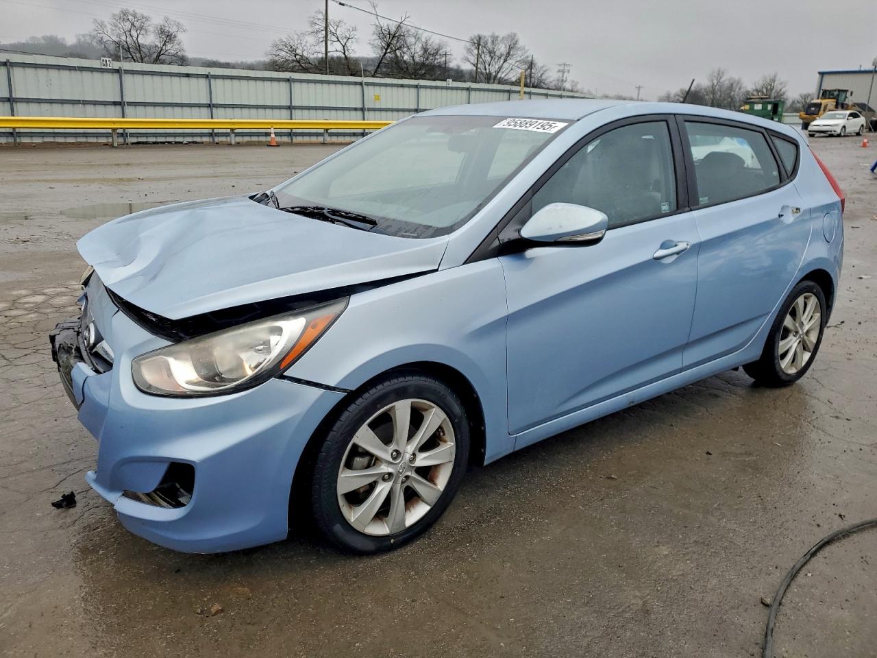 Lot #3311656233 2013 HYUNDAI ACCENT GLS