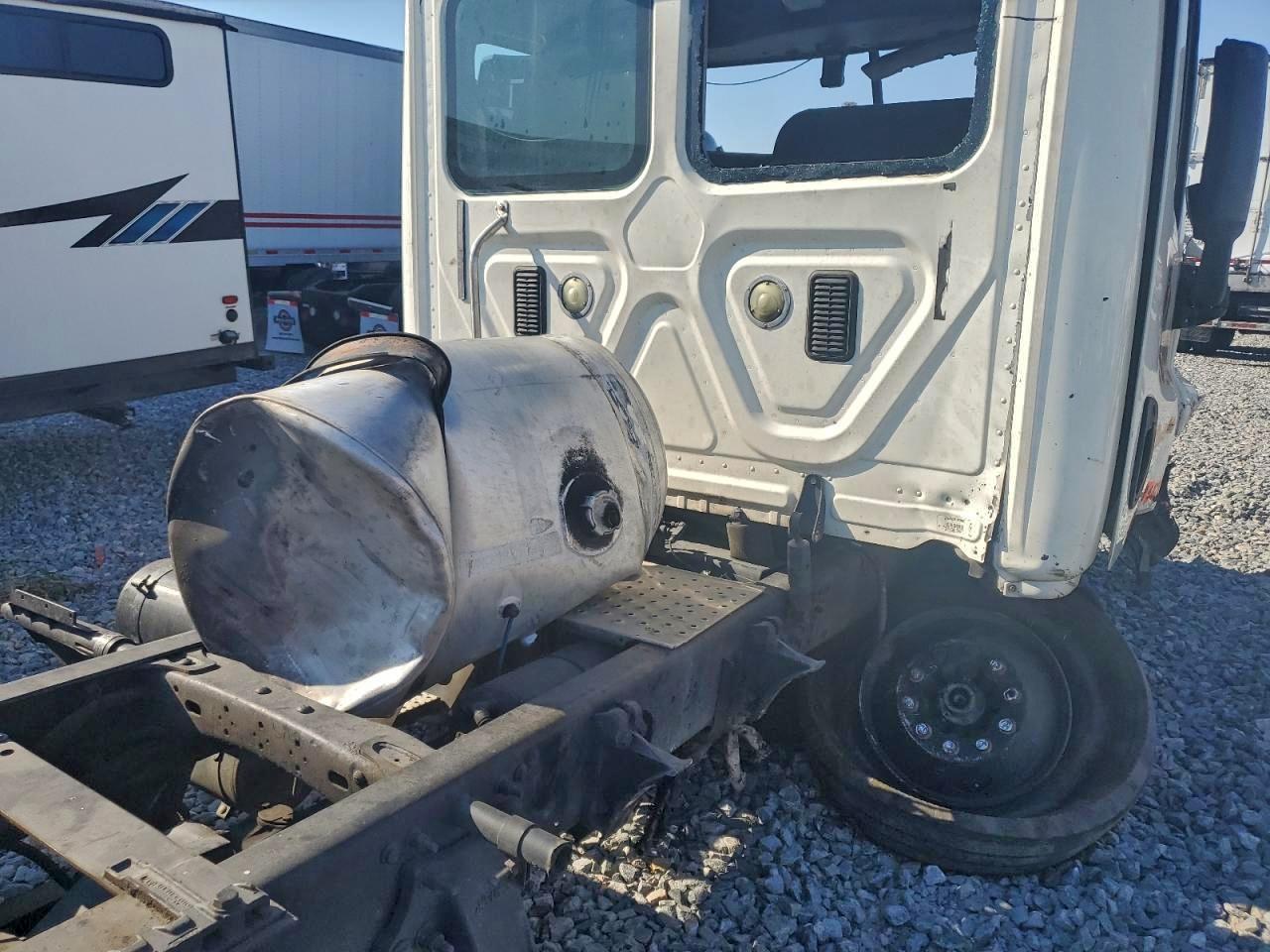 Lot #3305238017 2014 FREIGHTLINER CASCADIA