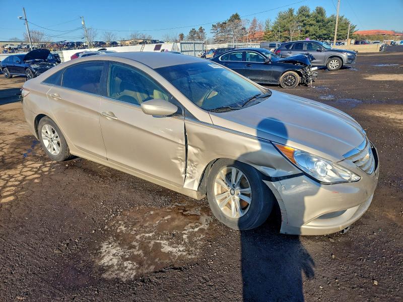 2012 HYUNDAI SONATA GLS #3318870950