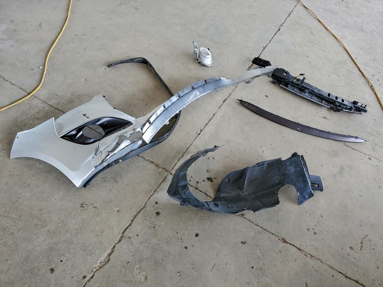 Lot #3315976106 2014 HYUNDAI VELOSTER T