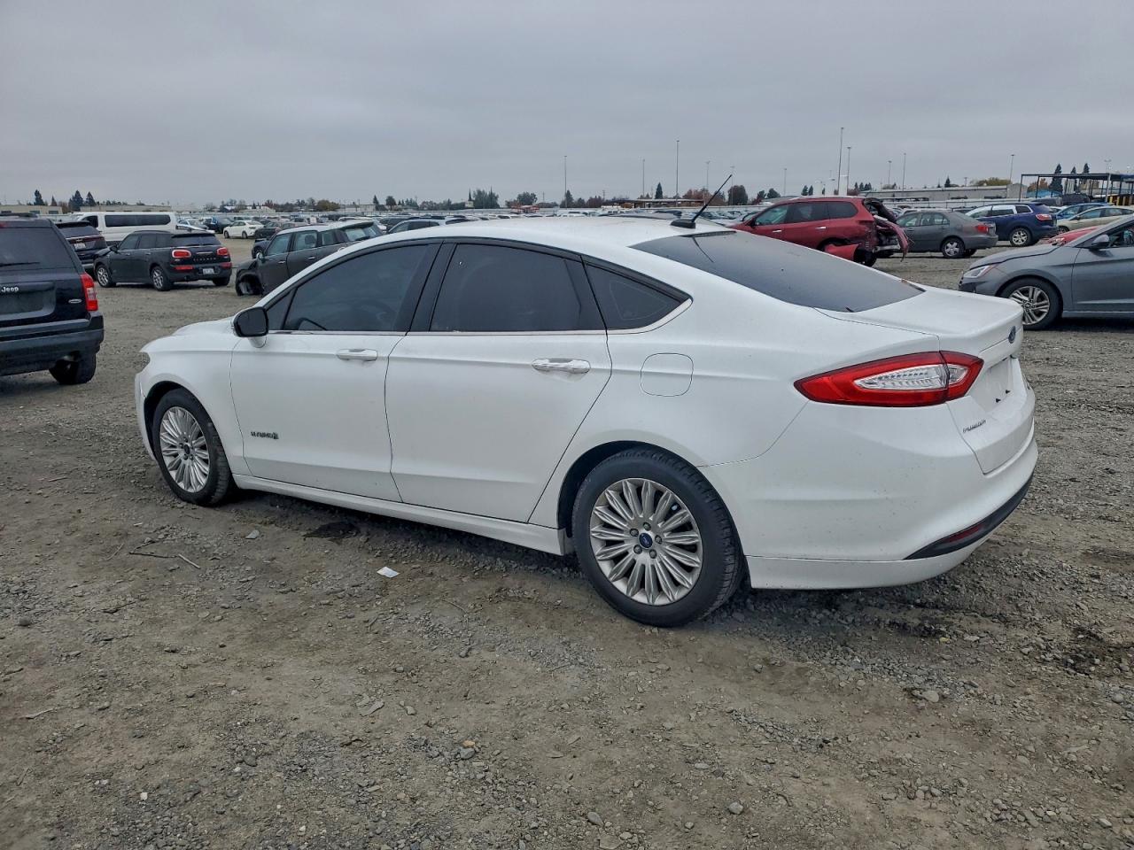 FORD FUSION SE HYBRID