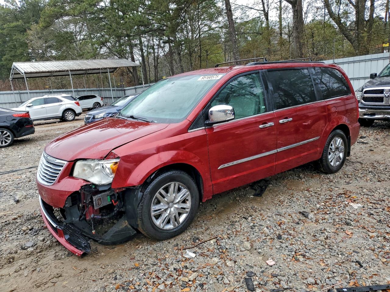 CHRYSLER TOWN & COUNTRY TOURING L