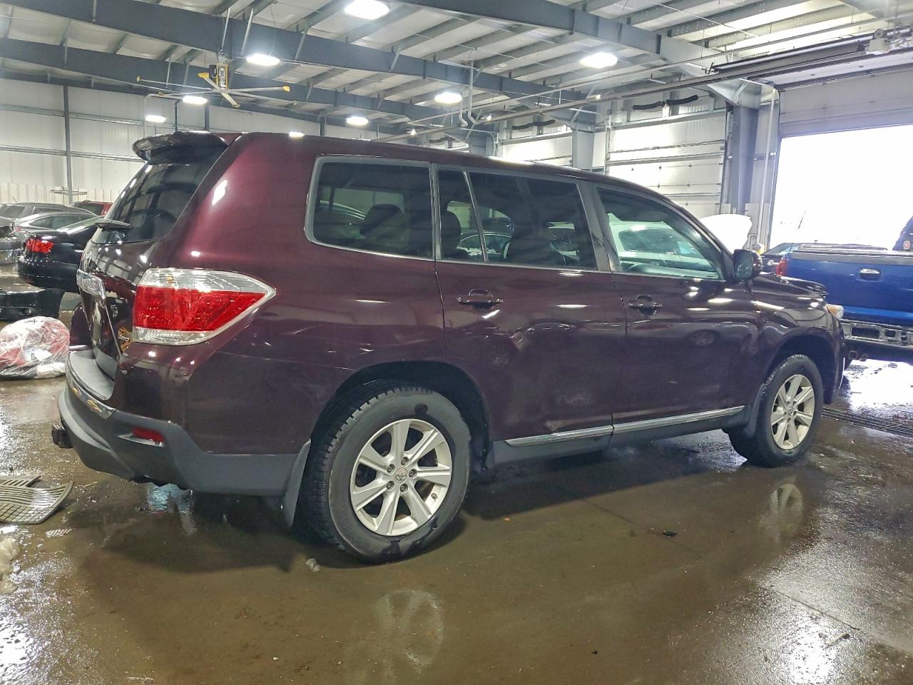 TOYOTA HIGHLANDER BASE