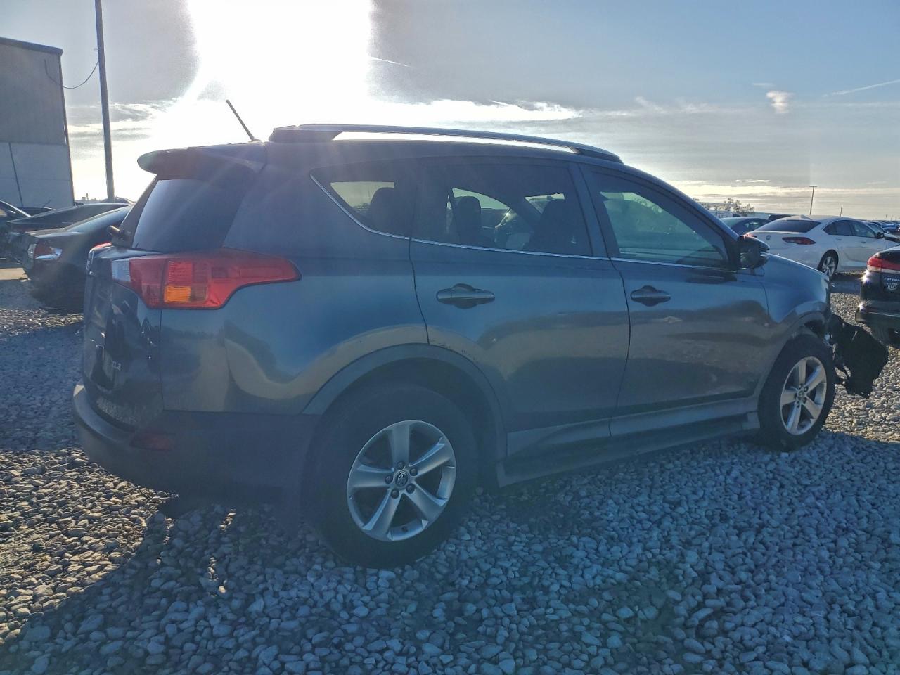 TOYOTA RAV4 XLE