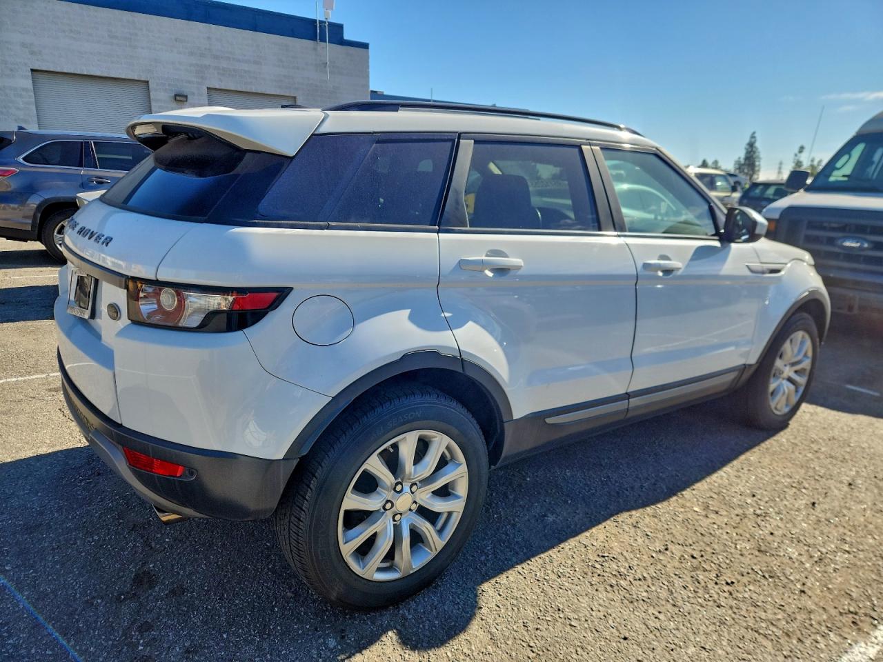 LAND ROVER RANGE ROVER PURE