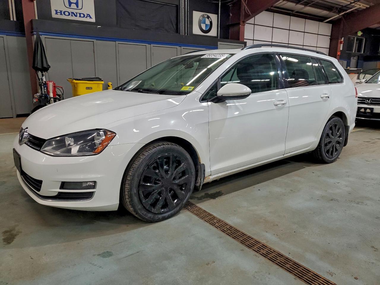 VOLKSWAGEN GOLF SPORTSVAN TDI S