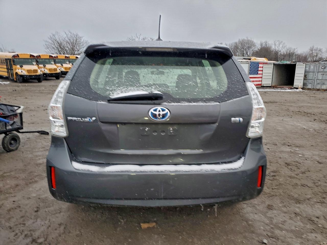 TOYOTA PRIUS V