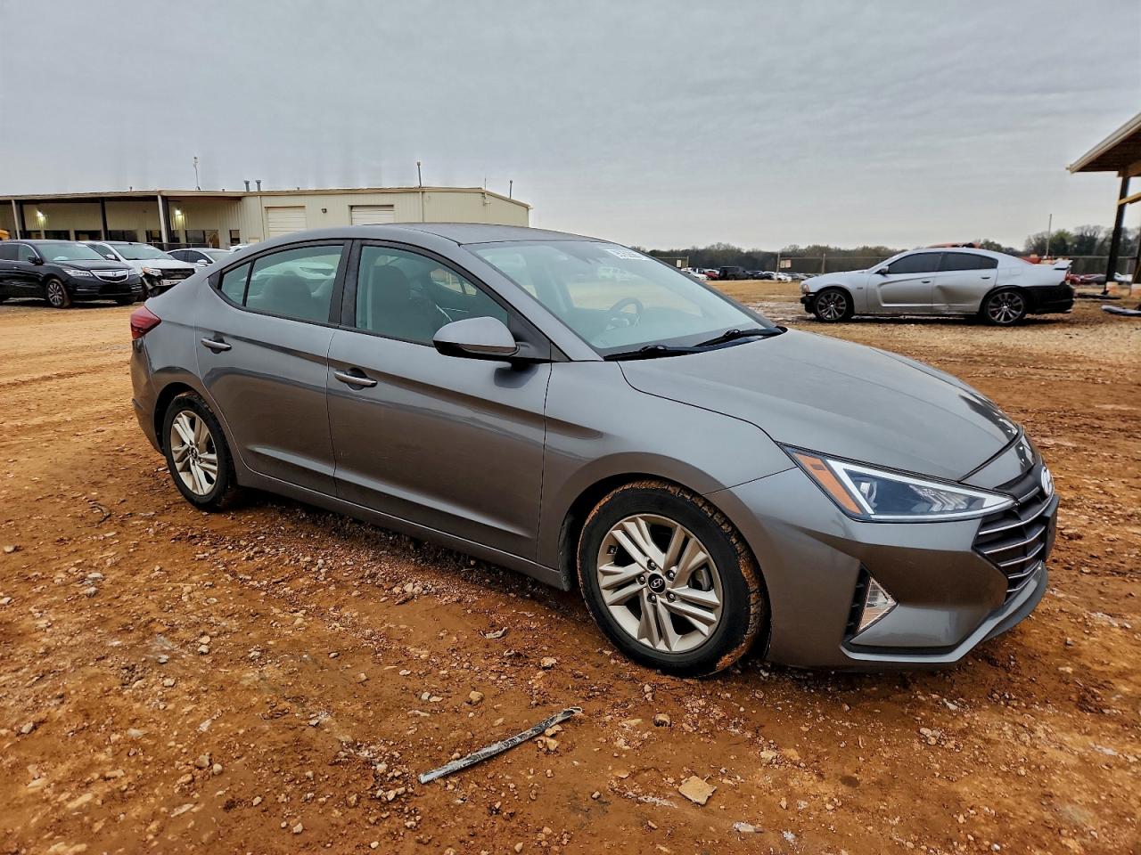 HYUNDAI ELANTRA SEL