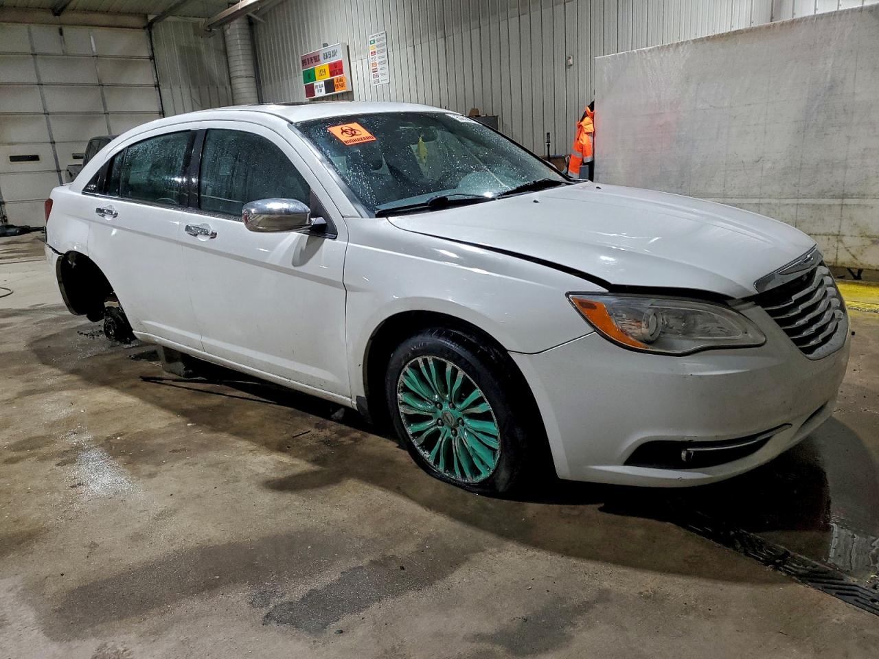 CHRYSLER 200 LIMITED
