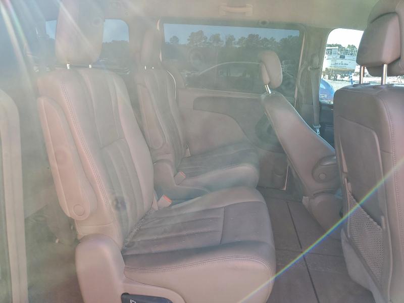 2012 CHRYSLER TOWN & COU #3303996645