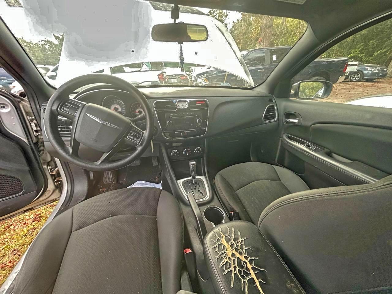 Lot #3308280161 2011 CHRYSLER 200 LX