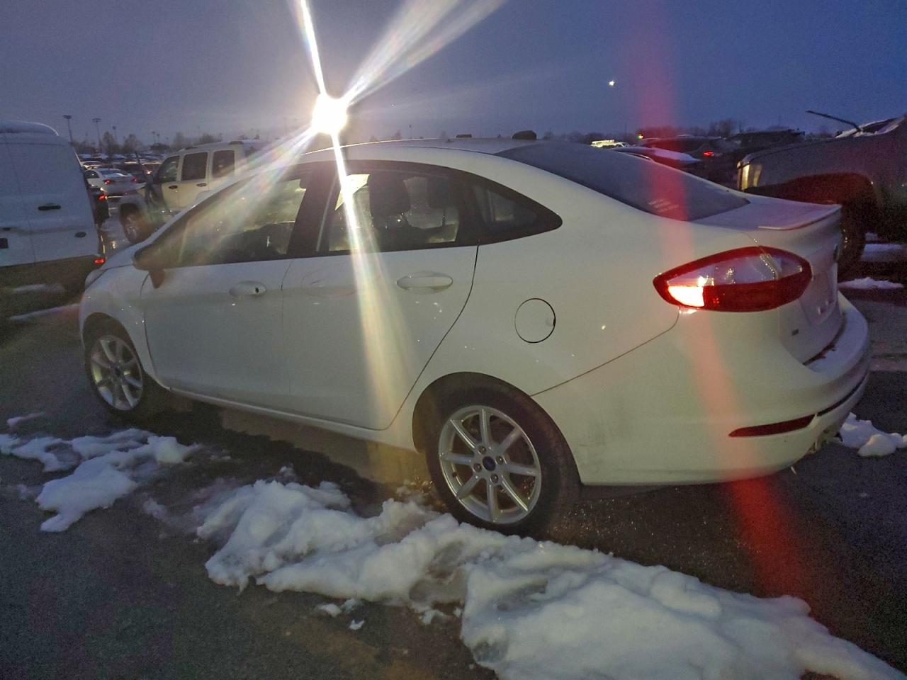 Lot #3316712433 2019 FORD FIESTA SE