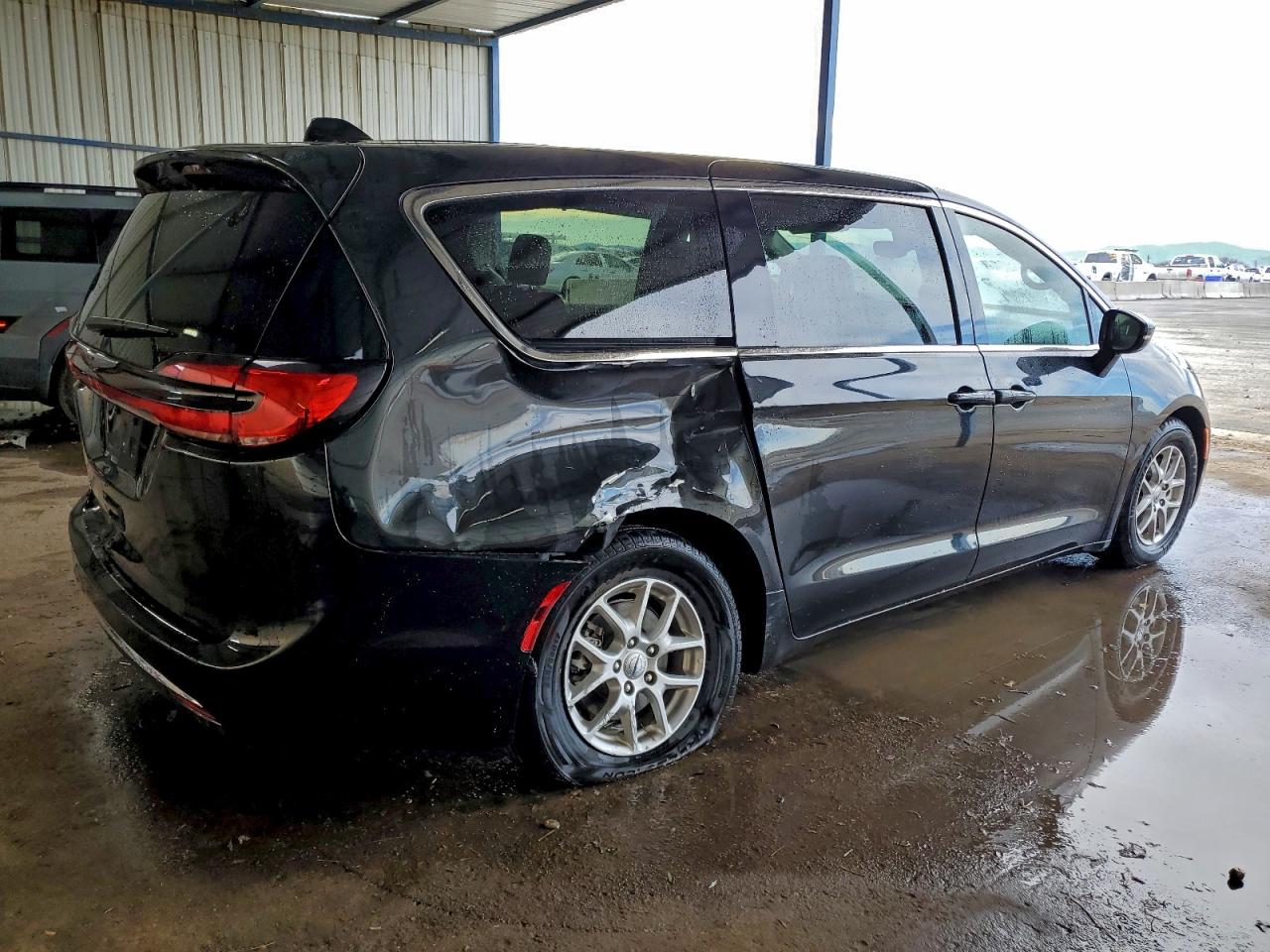 CHRYSLER PACIFICA TOURING L