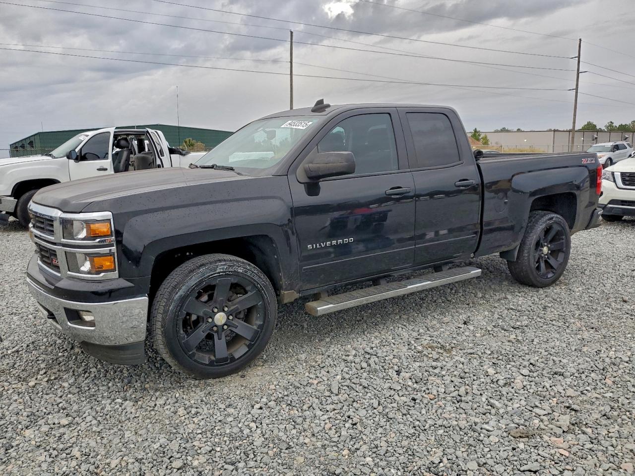 CHEVROLET SILVERADO C1500 LT