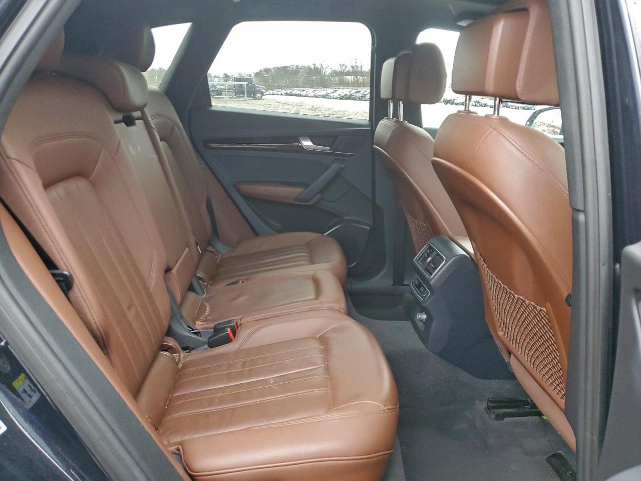 AUDI Q5 PREMIUM PLUS