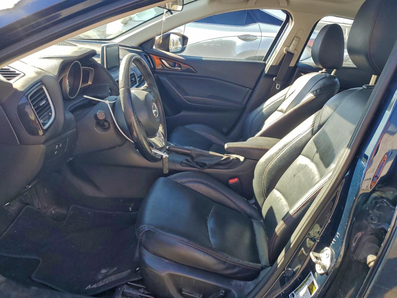 MAZDA 3 GRAND TOURING